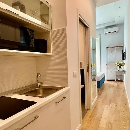 Sea Glimpse - Santa Lucia *