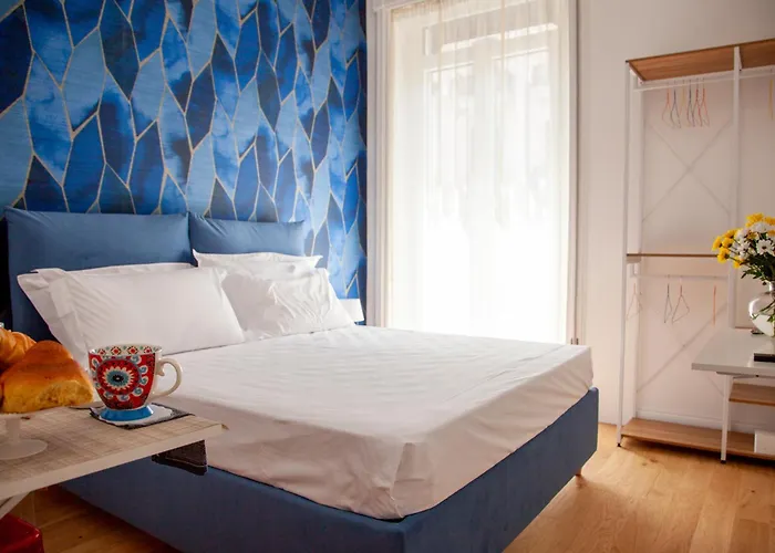 Sea Glimpse - Santa Lucia